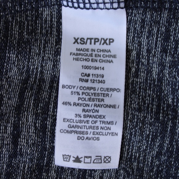 Dynamite Tight Knot Blouse - Picture 2 of 5